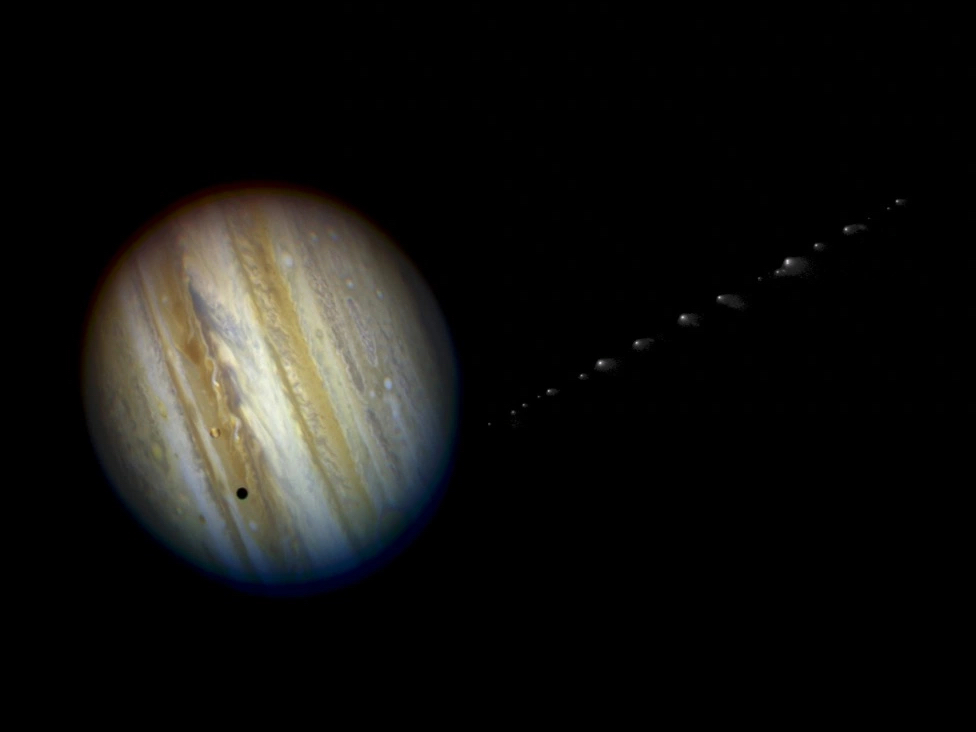 Artist rendition of Shoemaker-Levy 9 hitting Jupiter.